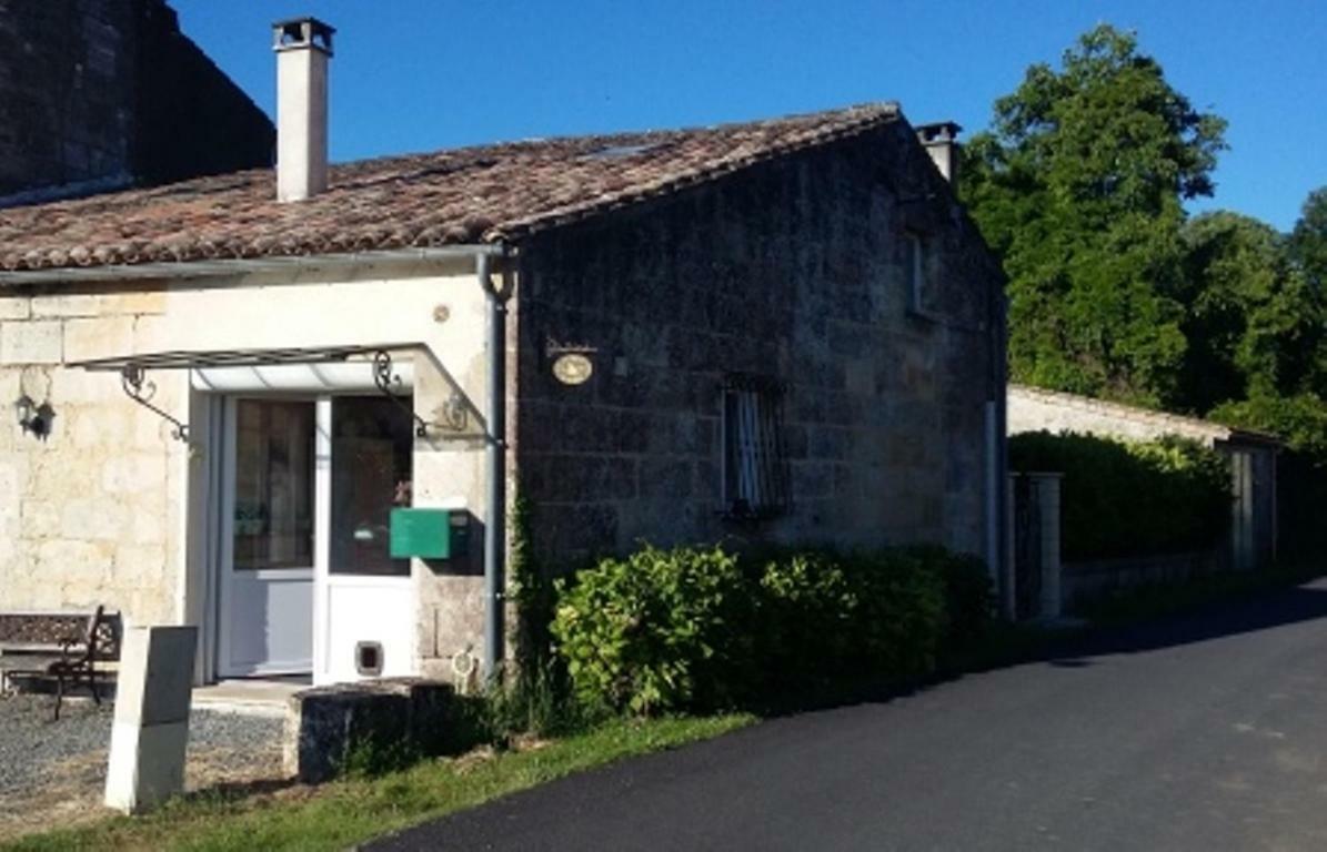 La Petite Auberge Comps  Eksteriør billede